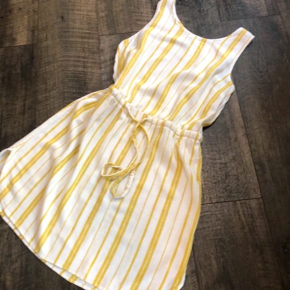 OLD NAVY YELLOW/WHITE PIN STRIPE WAISTE TIE SLEEVELESS MINI DRESS SIZE L - Picture 4 of 9